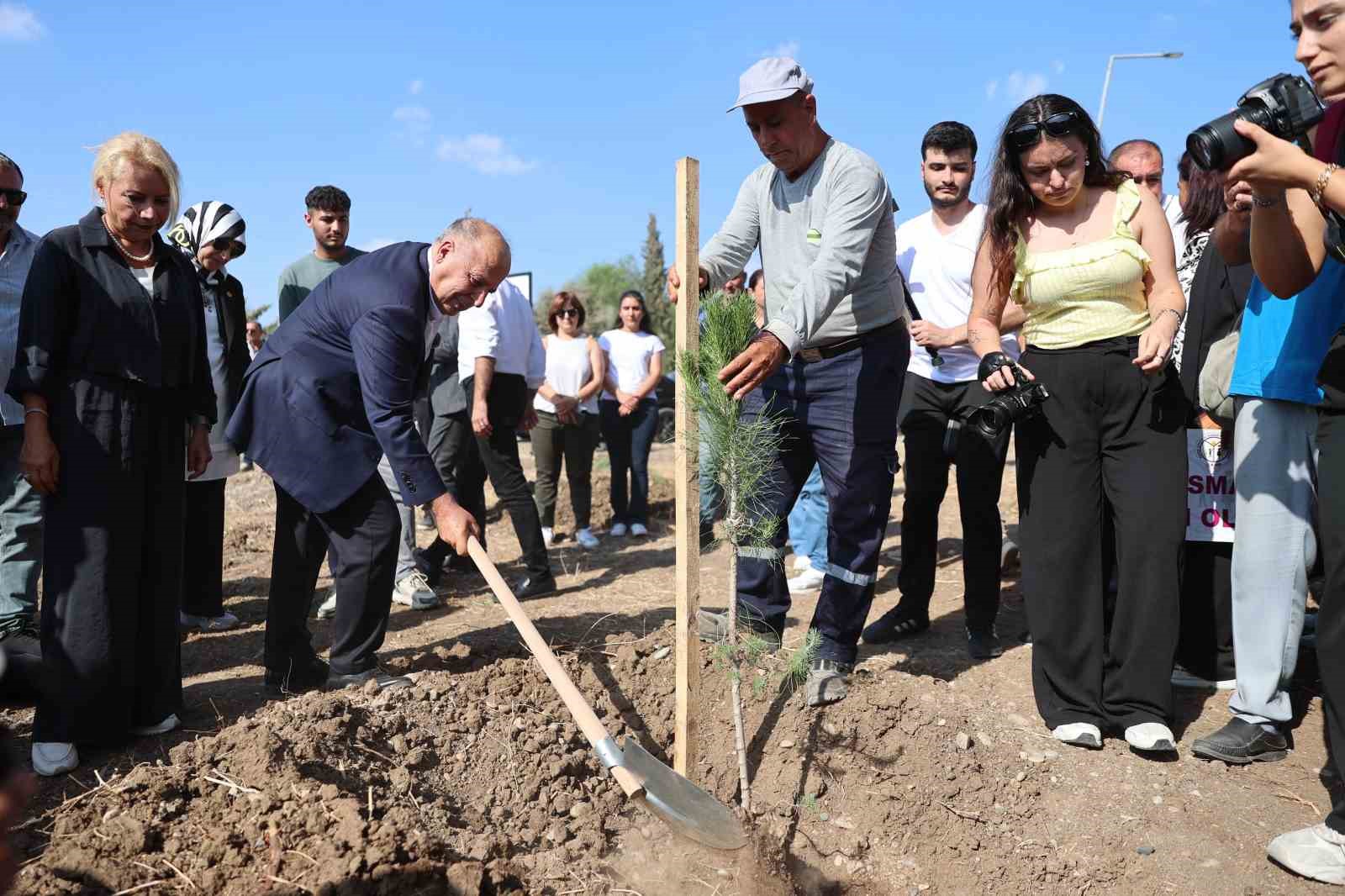 Yüreğir’de ‘Narin’ için hatıra korusu oluşturuldu
