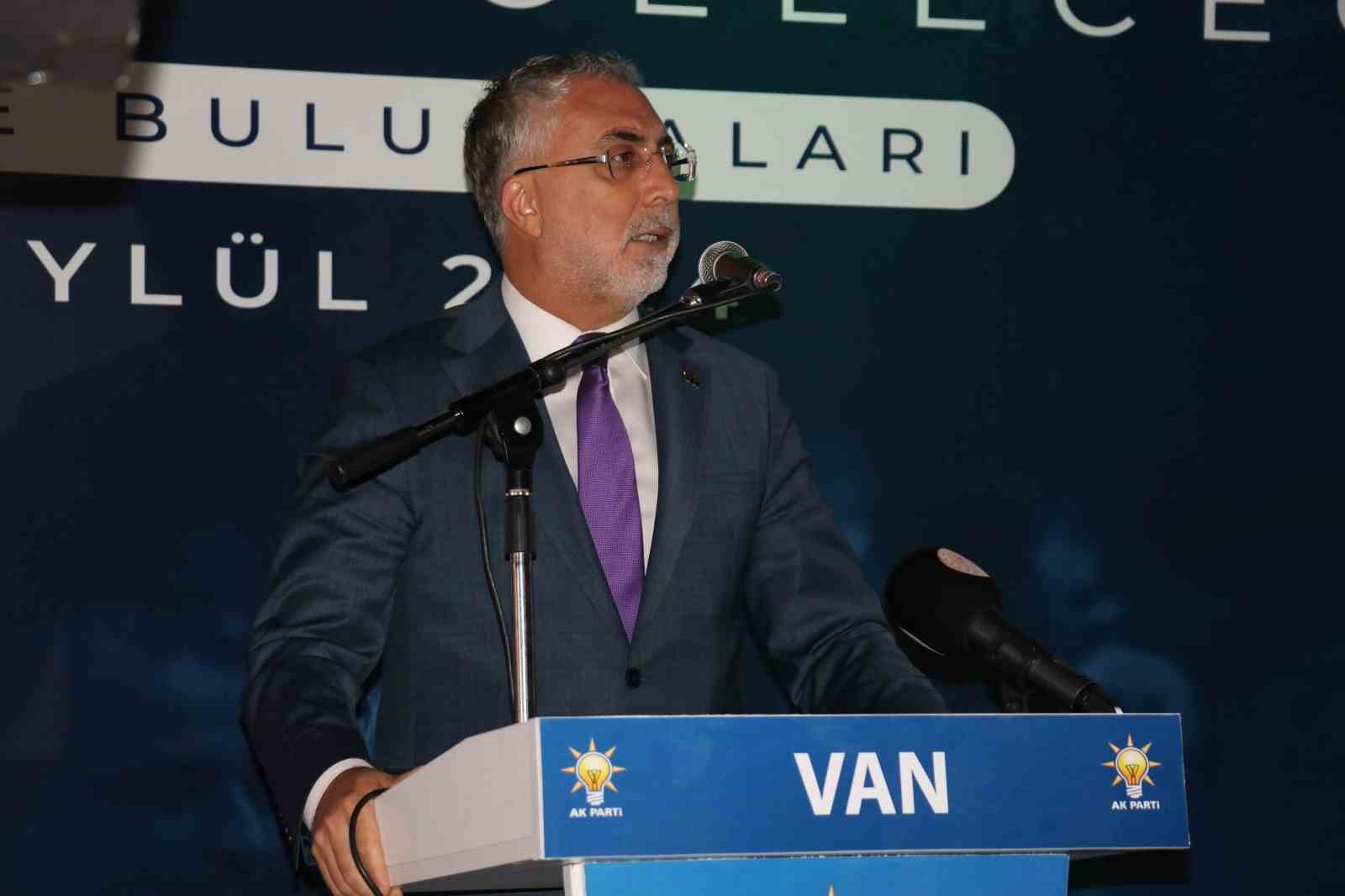 Bakan Işıkhan: “Bizim teröre kurban edecek tek bir insanımız yok”