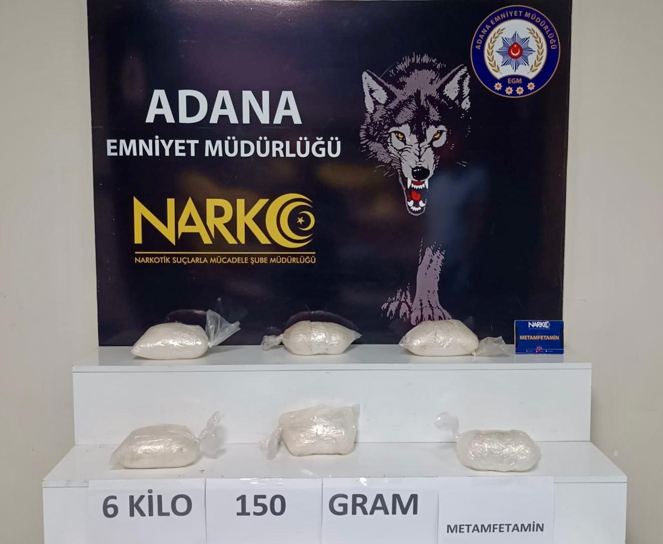 L&uuml;ks ara&ccedil;la torbacılık yapanlar film gibi operasyonla yakalandı
