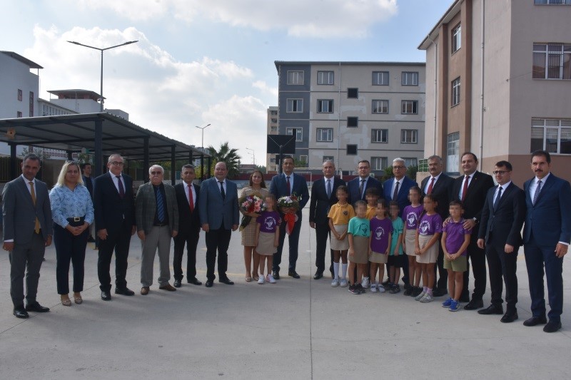Adana&rsquo;da denetimli serbestlik y&uuml;k&uuml;ml&uuml;leri okulları yeni eğitim-&ouml;ğretim yılına hazırladı
