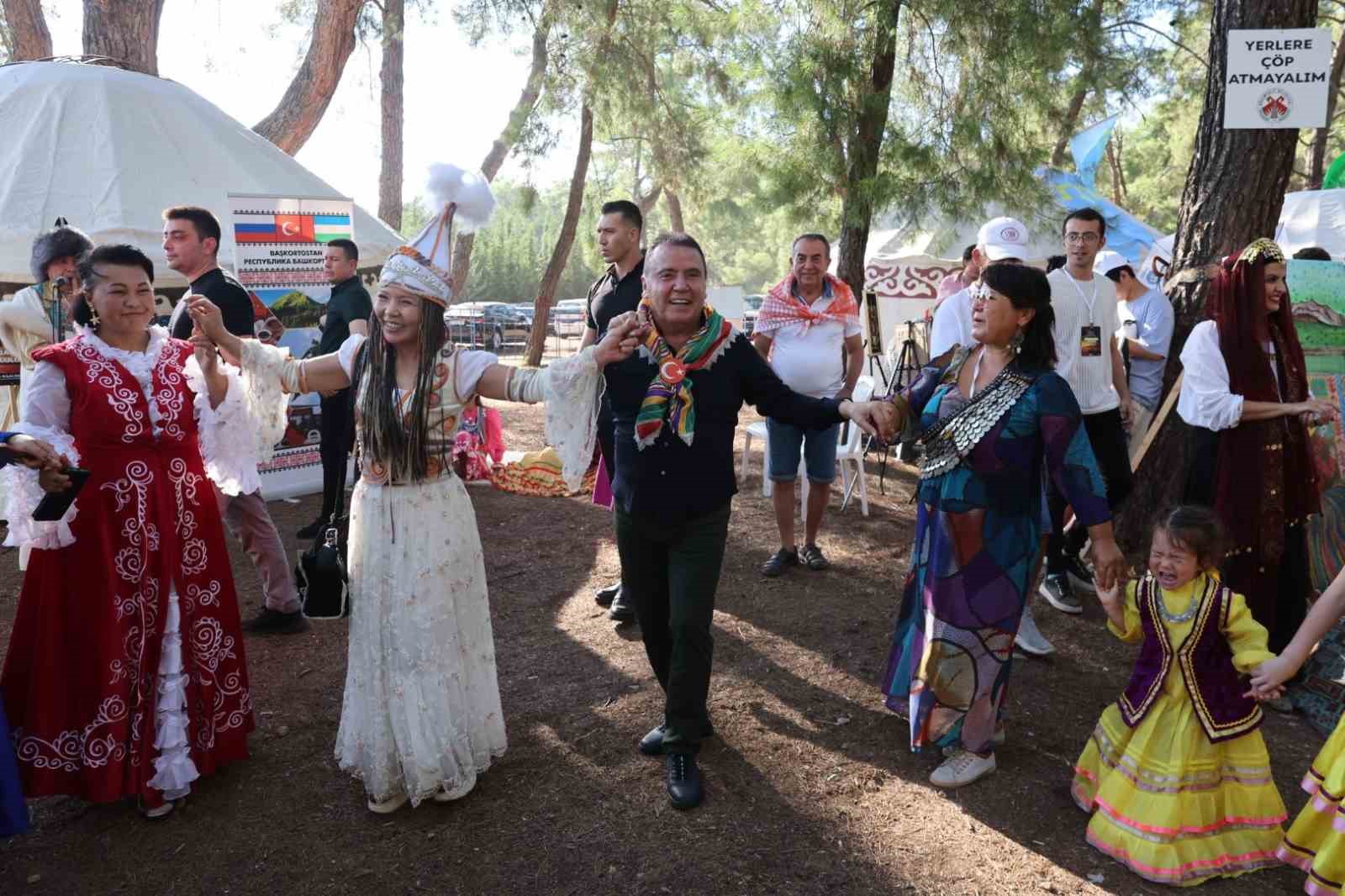 3. Uluslararası Antalya Yörük Türkmen Festivali’ne ziyaretçi akını