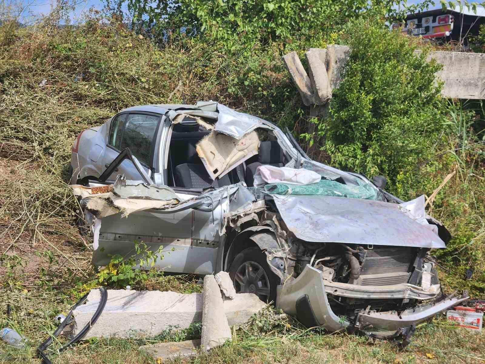 Çine’de otomobil tarlaya uçtu: 1 ölü, 3 yaralı