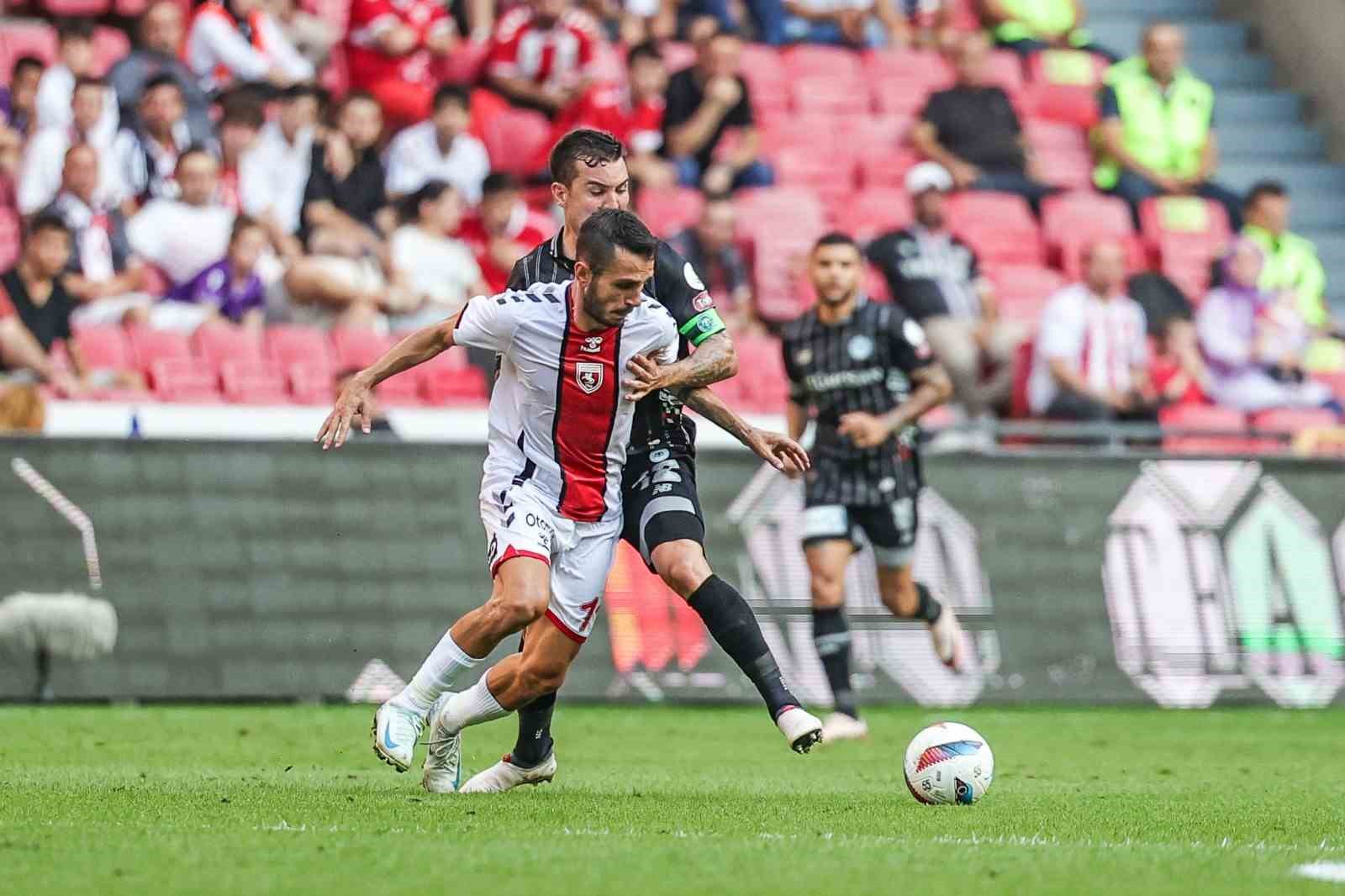 Trendyol Süper Lig: Samsunspor: 0 - Konyaspor: 1 (İlk yarı)