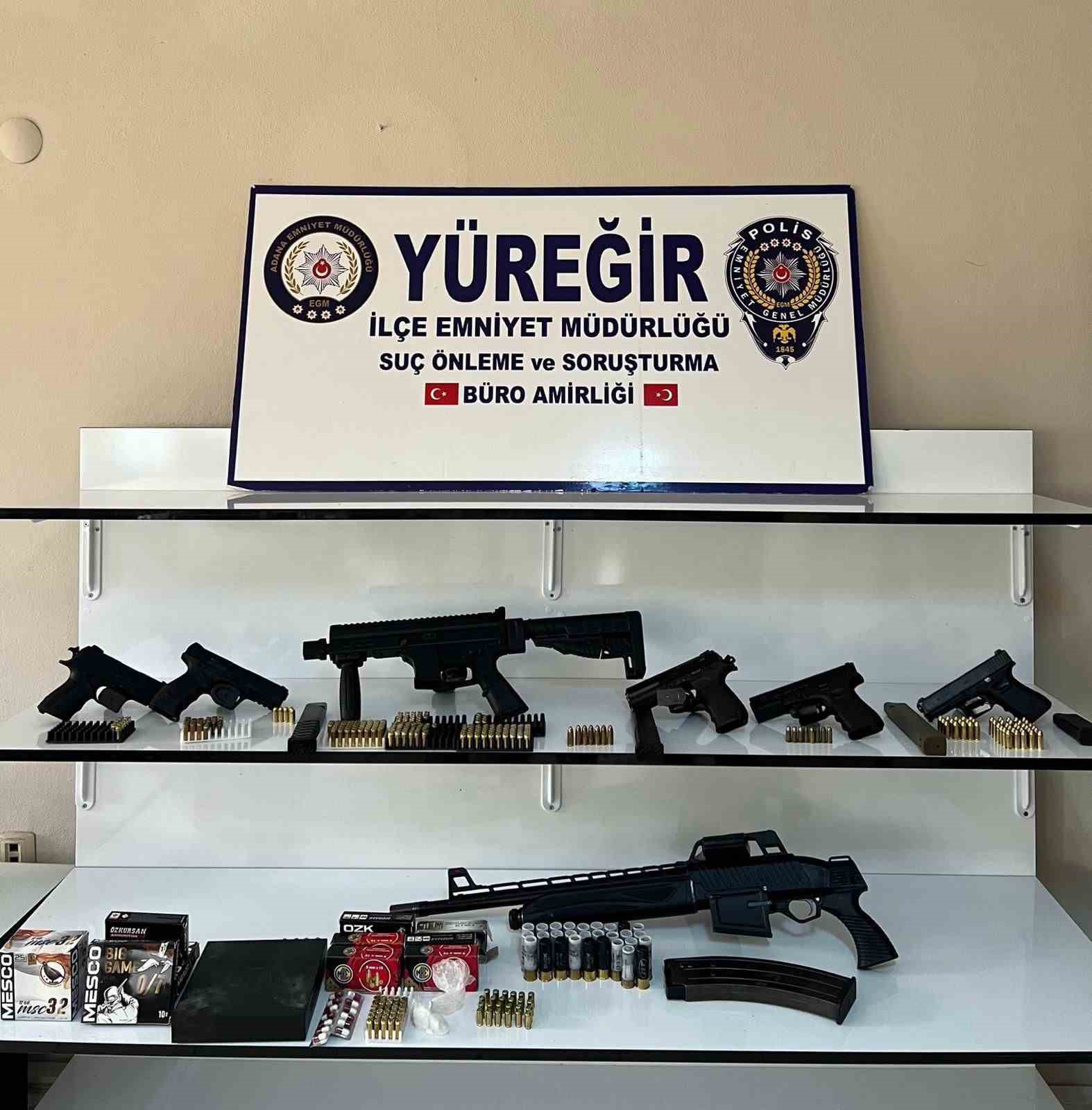 Cinayetin azmettiricisi dolaptan &ccedil;ıktı
