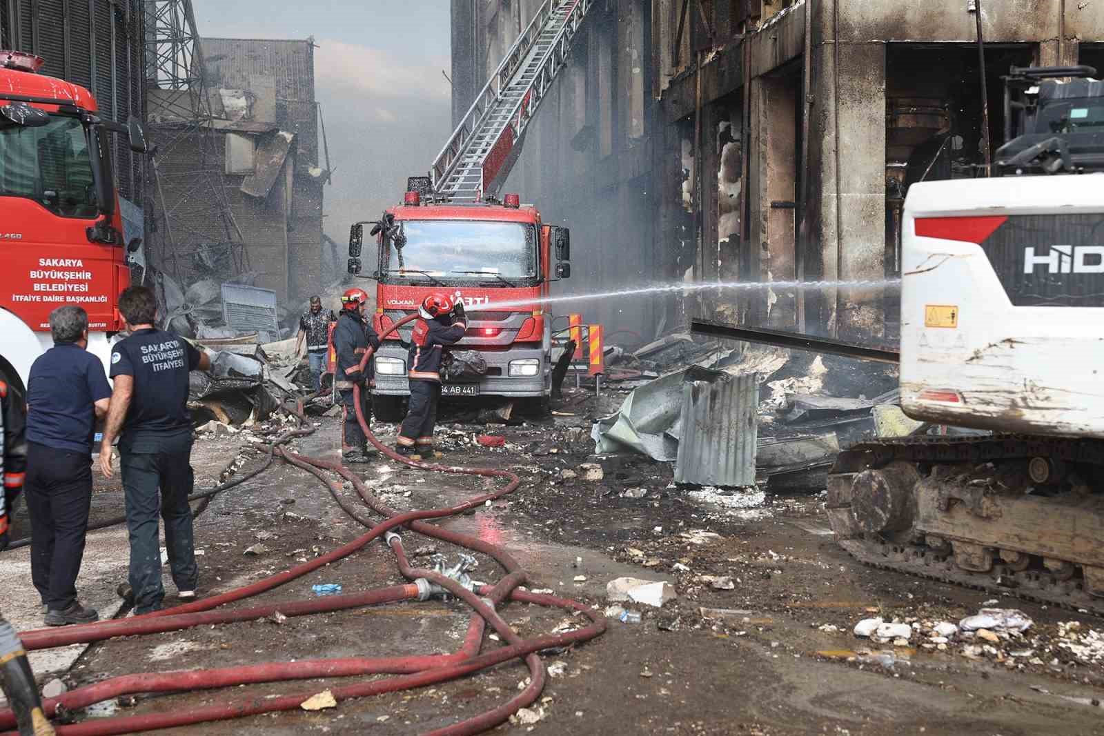 Sakarya’daki OBA makarna fabrikasındaki patlamada son durum 6’sı ağır toplam 28 yaralı