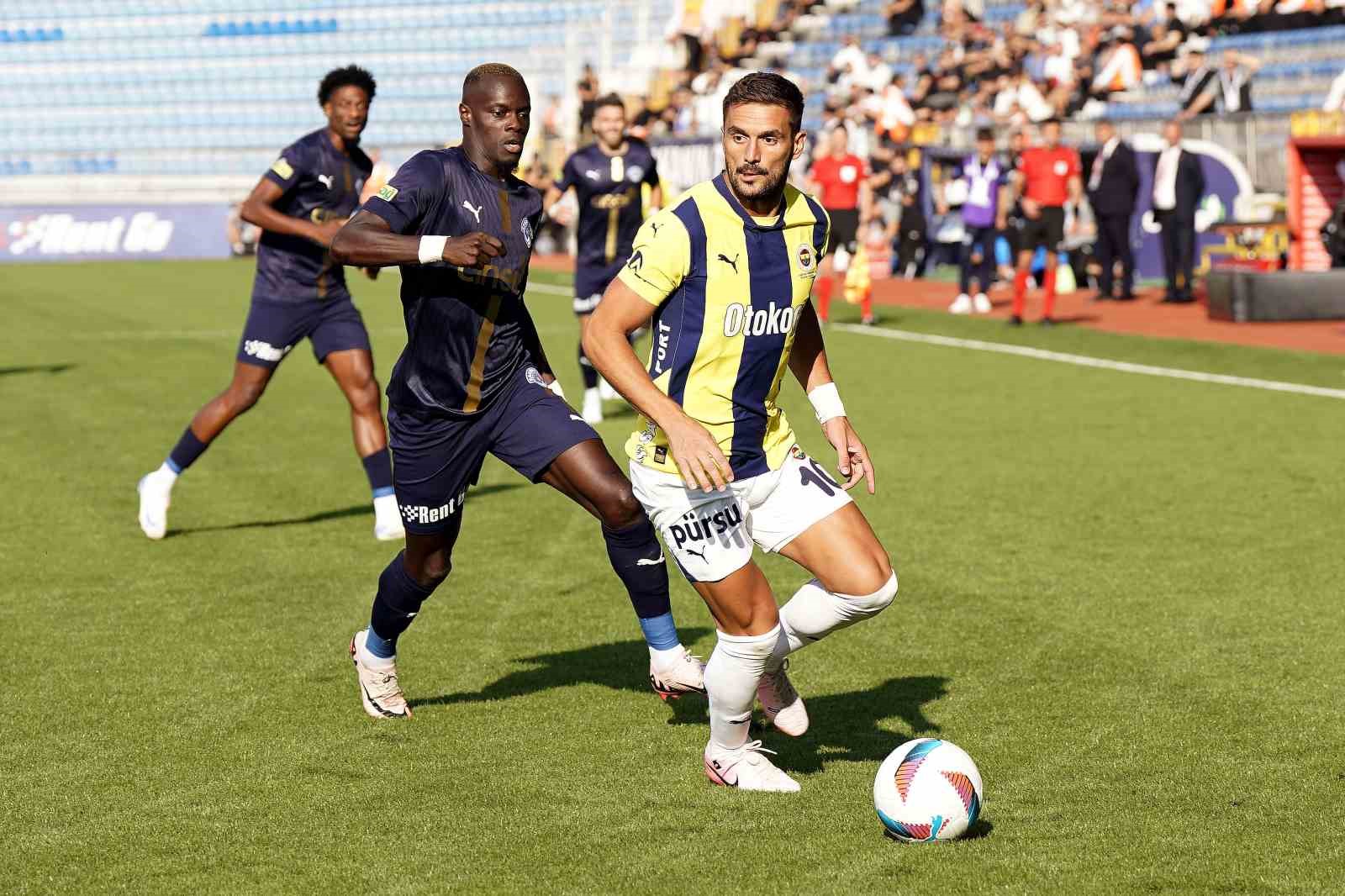 Trendyol Süper Lig: Kasımpaşa: 0 - Fenerbahçe: 0
