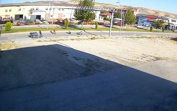 Elazığ’da bisiklet yayaya çarptı
