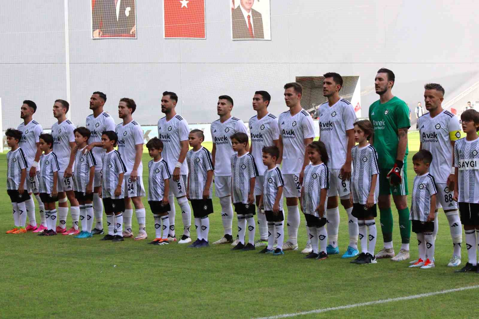 Altay, 6 aydır evinde kazanamıyor