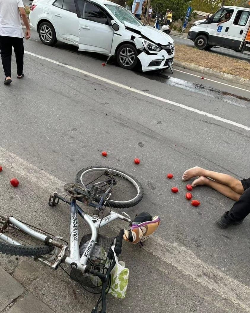 Kuşadası’nda bisiklete otomobil çarptı: 1 ölü