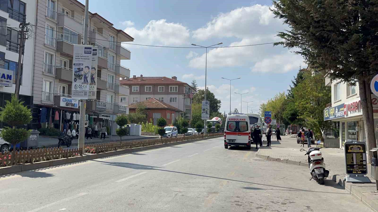 Otobüste kadın yolcuyla başlayan tartışma, bıçakla yaralama ile bitti
