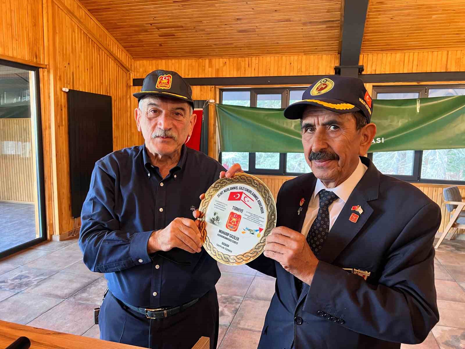 Kıbrıs gazileri Başkonuş Yaylası&rsquo;nda stres attı
