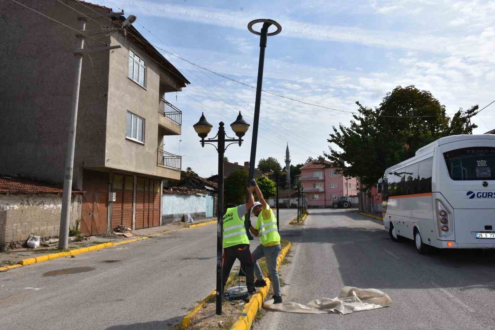 İnönü’de sokaklar ışıl ışıl oluyor
