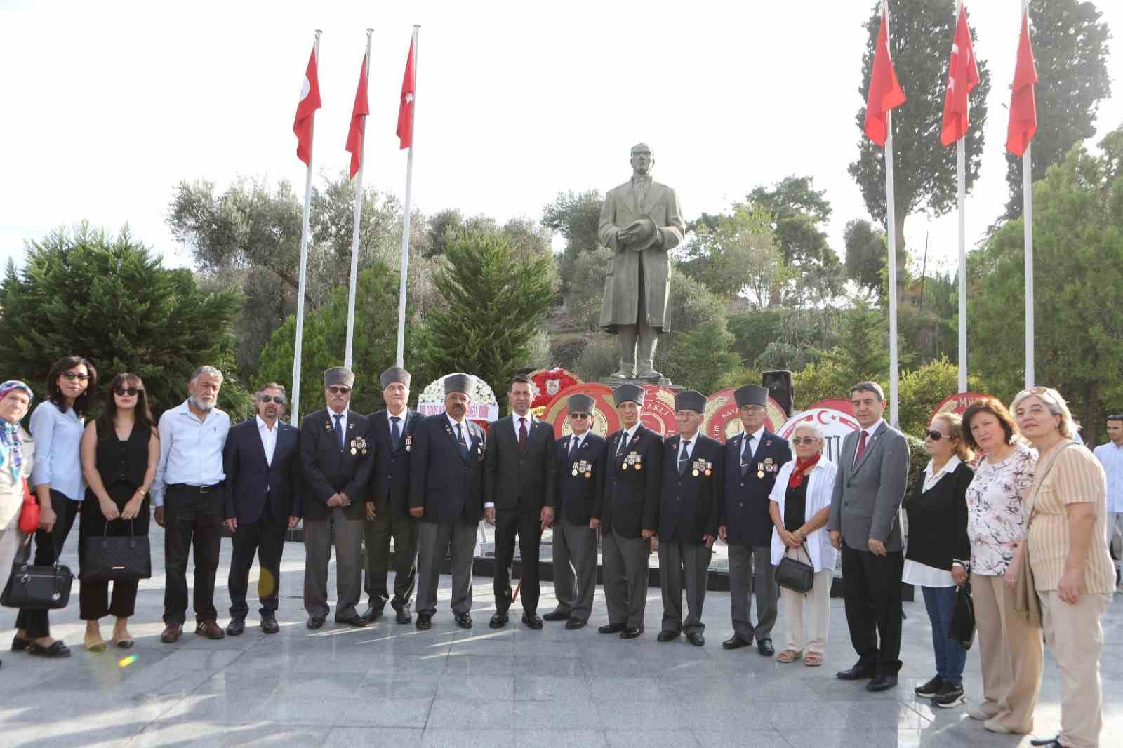 Başkan Önal: "Gazilerimize ve şehitlerimize minnet borçluyuz"
