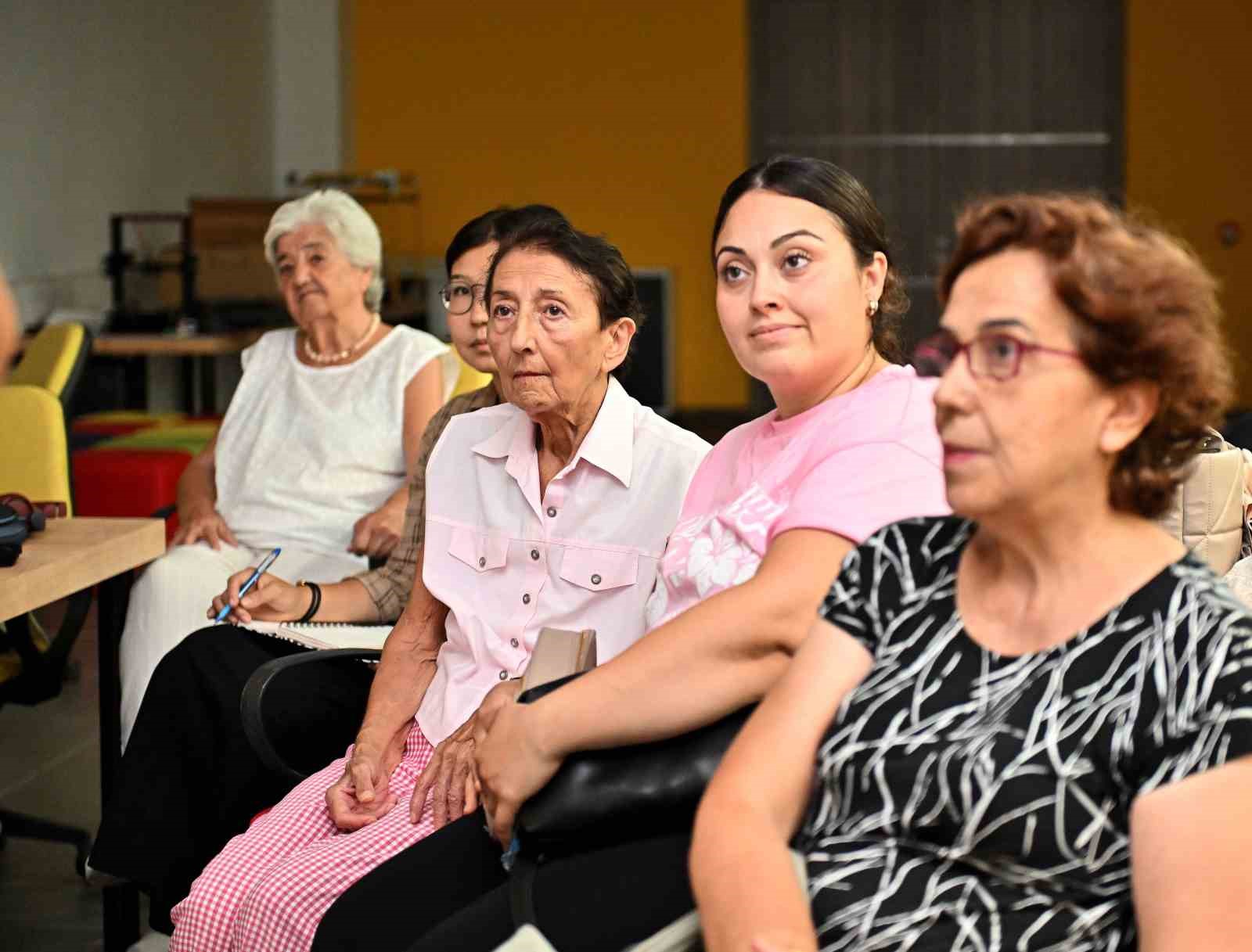 Alzheimer Farkındalık Günü’nde demansı deneyimlediler
