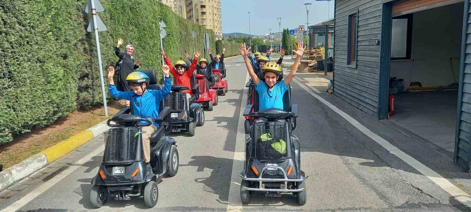 Eğitim ve eğlence Trafik Parkı’nda bir arada