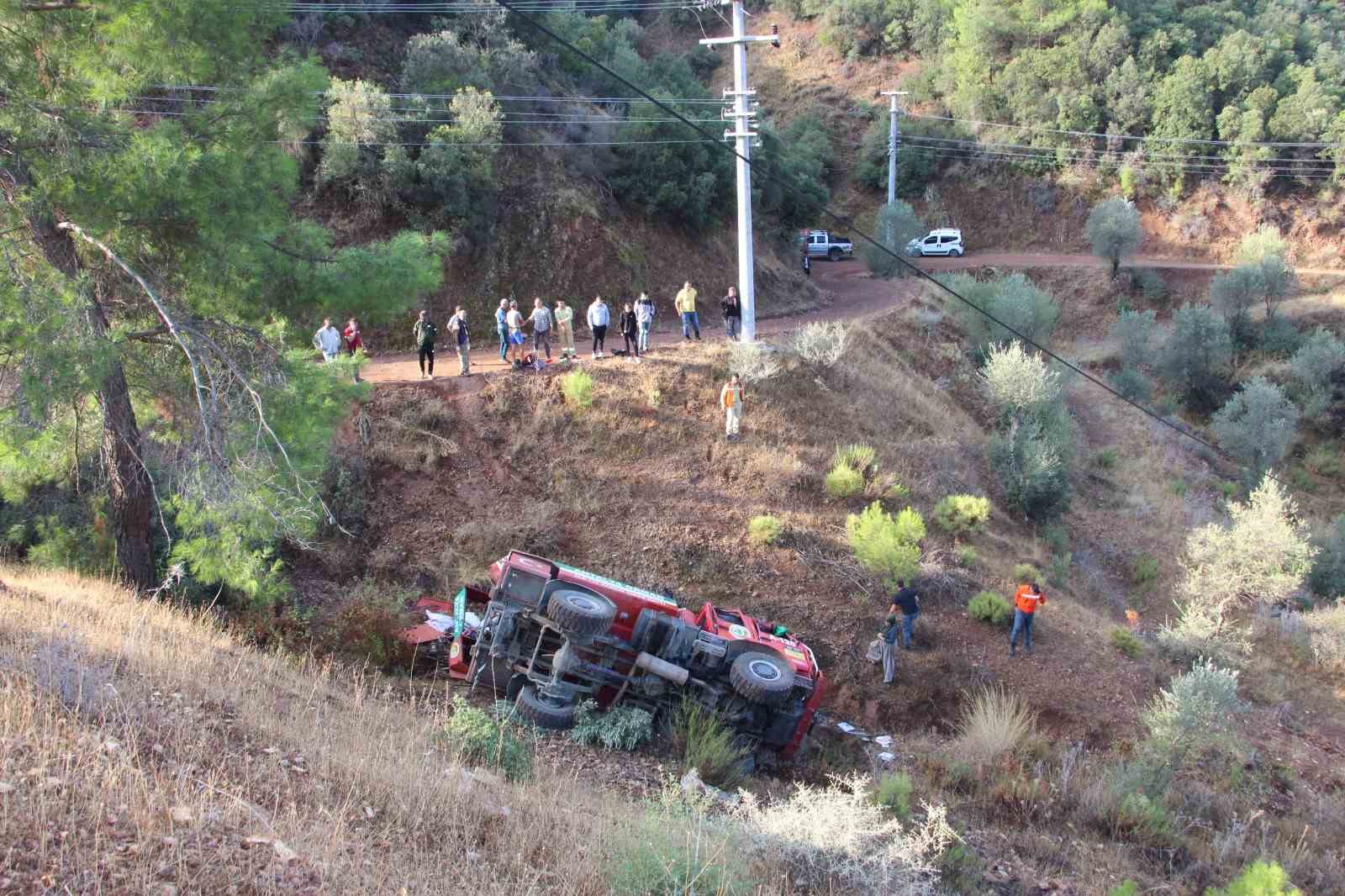 Antalya’da arazöz devrildi, 3 orman işçisi yaralandı
