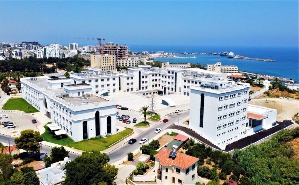 Girne Üniversitesi’nden iki akademisyen, dünyanın en etkili bilim insanları listesinde