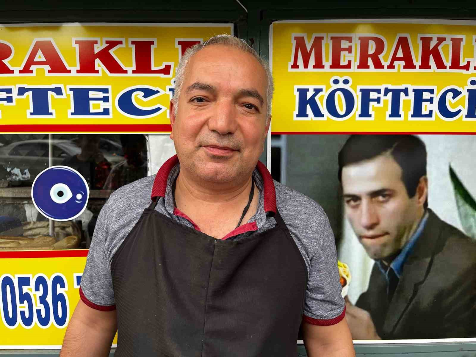 Kemal Sunal’dan esinlenerek ’Meraklı köfteci’ açtı