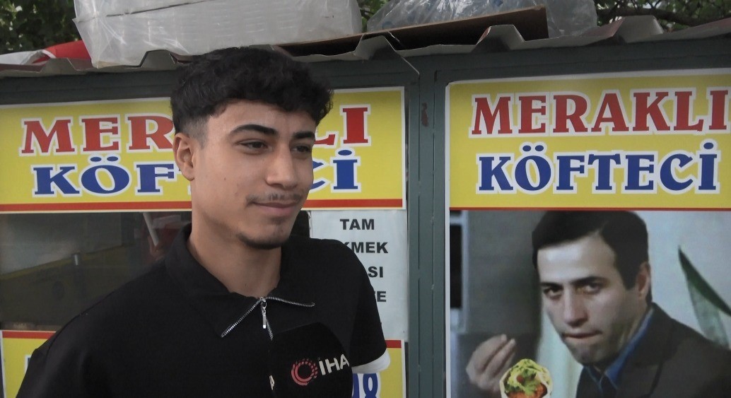 Kemal Sunal’dan esinlenerek ’Meraklı köfteci’ açtı
