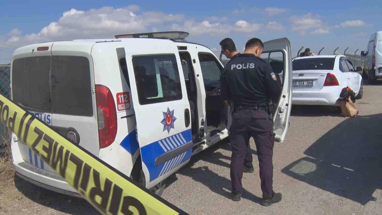 Başkent’te park halindeki otomobilde bir kişinin cansız bedenine ulaşıldı