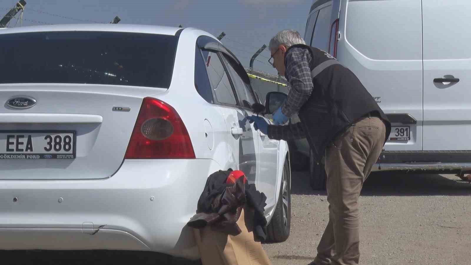 Başkent’te park halindeki otomobilde bir kişinin cansız bedenine ulaşıldı
