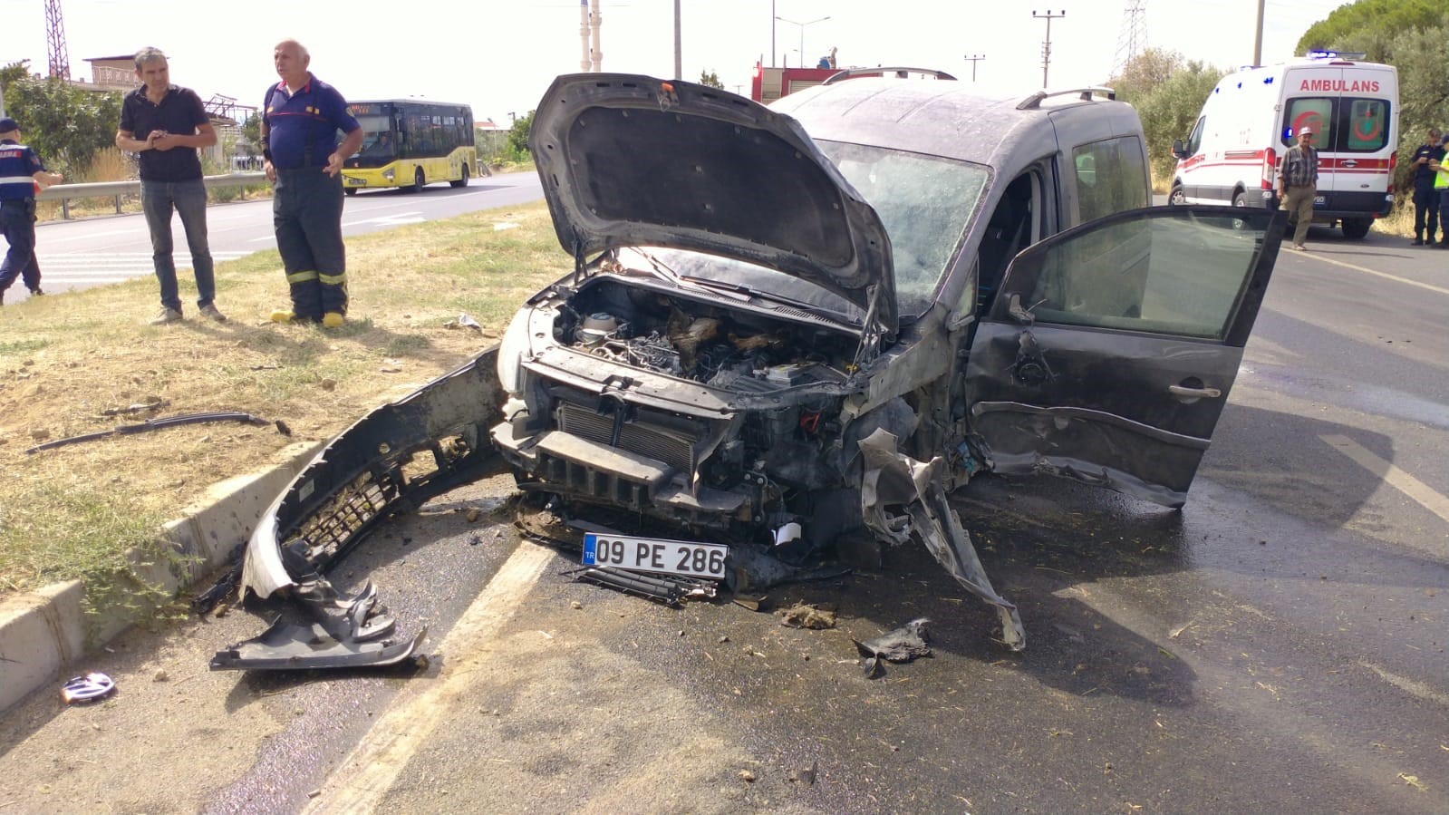 Buharkent’te trafik kazası: 2 yaralı