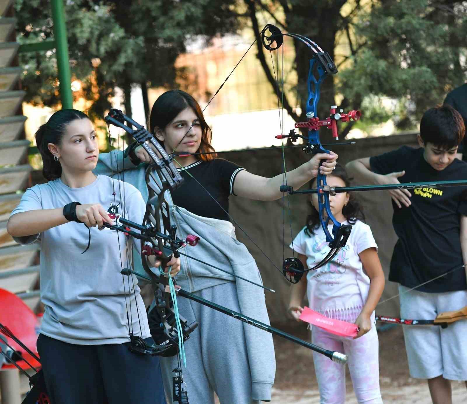 Yunusemre’de kış spor okulu kursları başladı