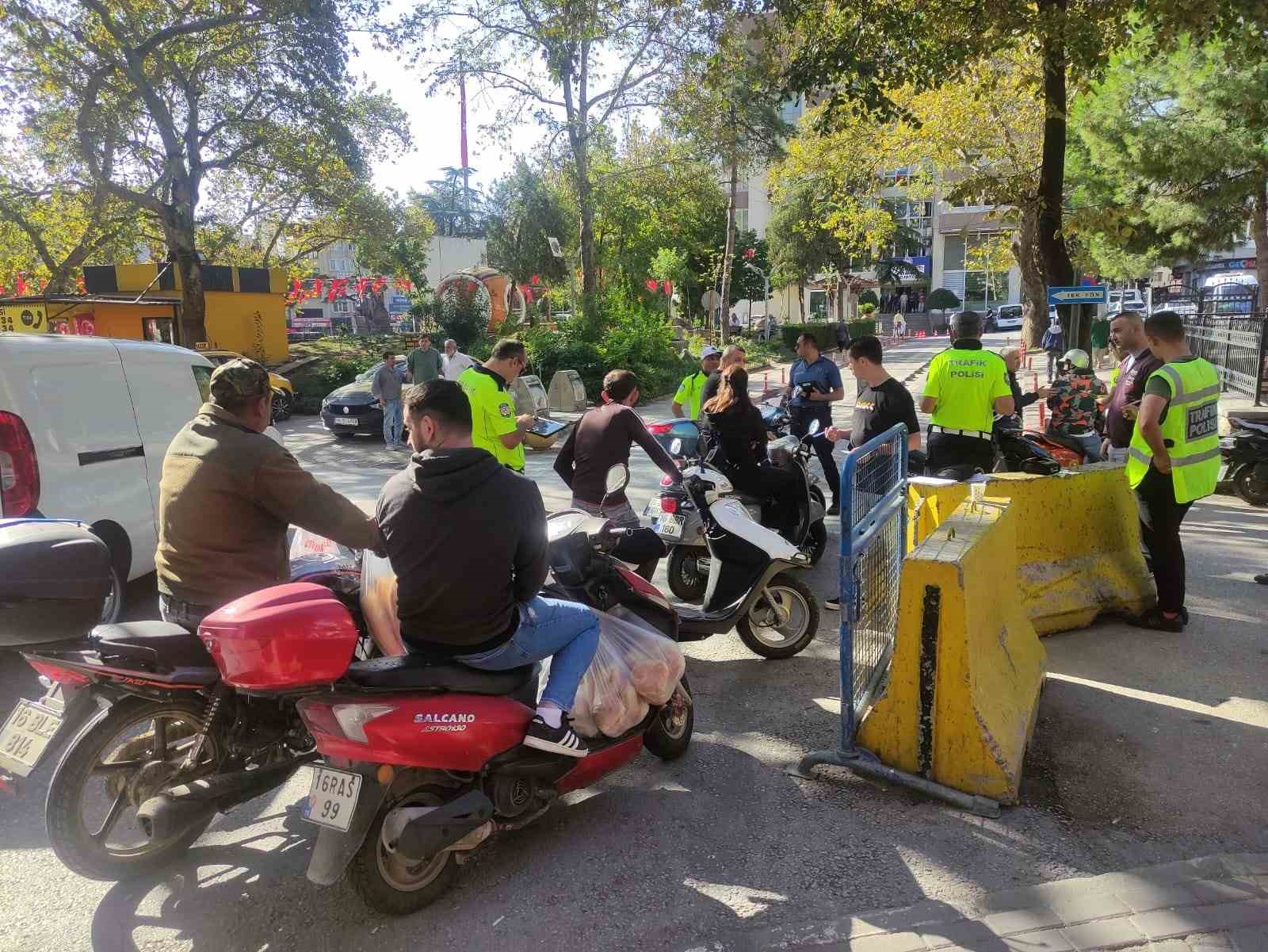 Orhangazi’de motosikletlere sıkı denetim