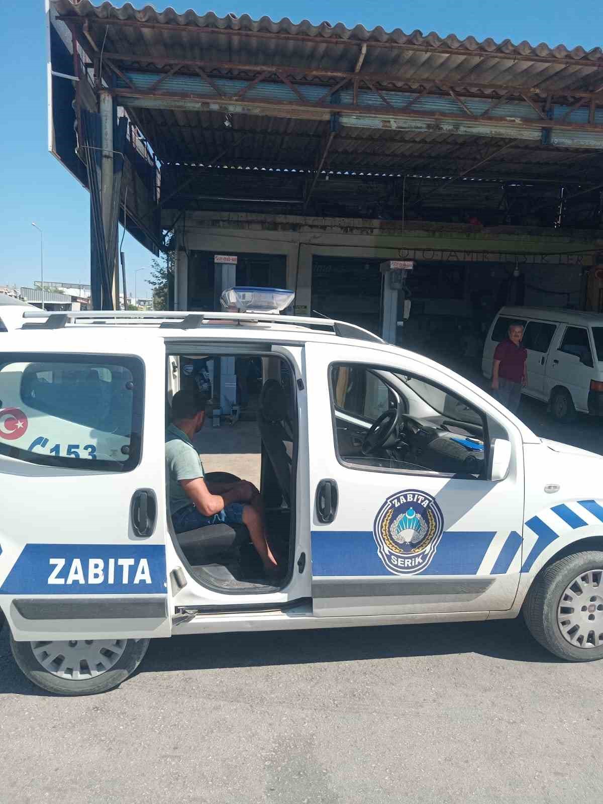 Serik’te zabıta ekiplerinden dilenci operasyonu
