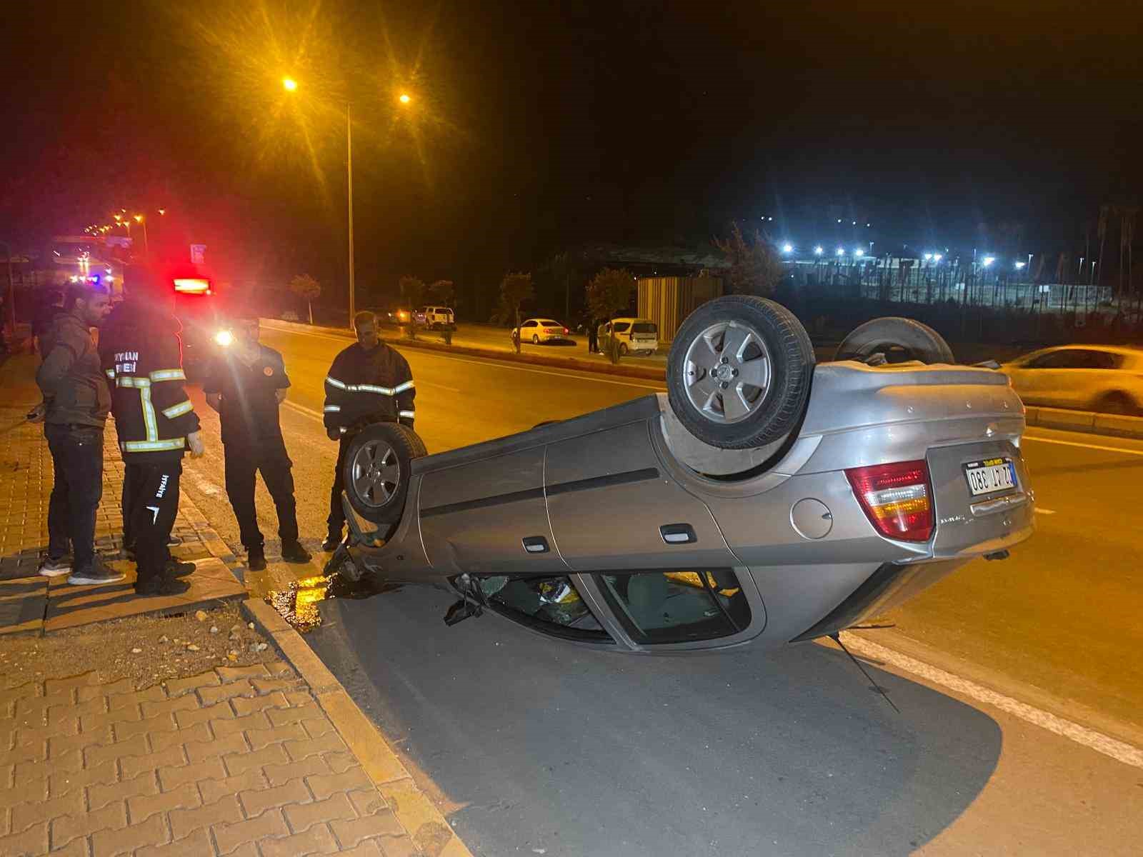 Takla atan otomobil yaklaşık 50 metre sürüklendi: 1 yaralı