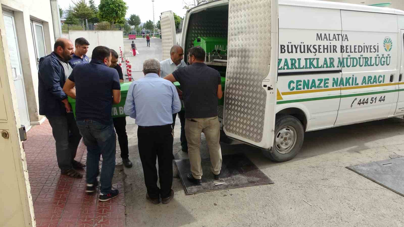 Boşanma aşamasındaki eşini öldüren şahıs tutuklandı
