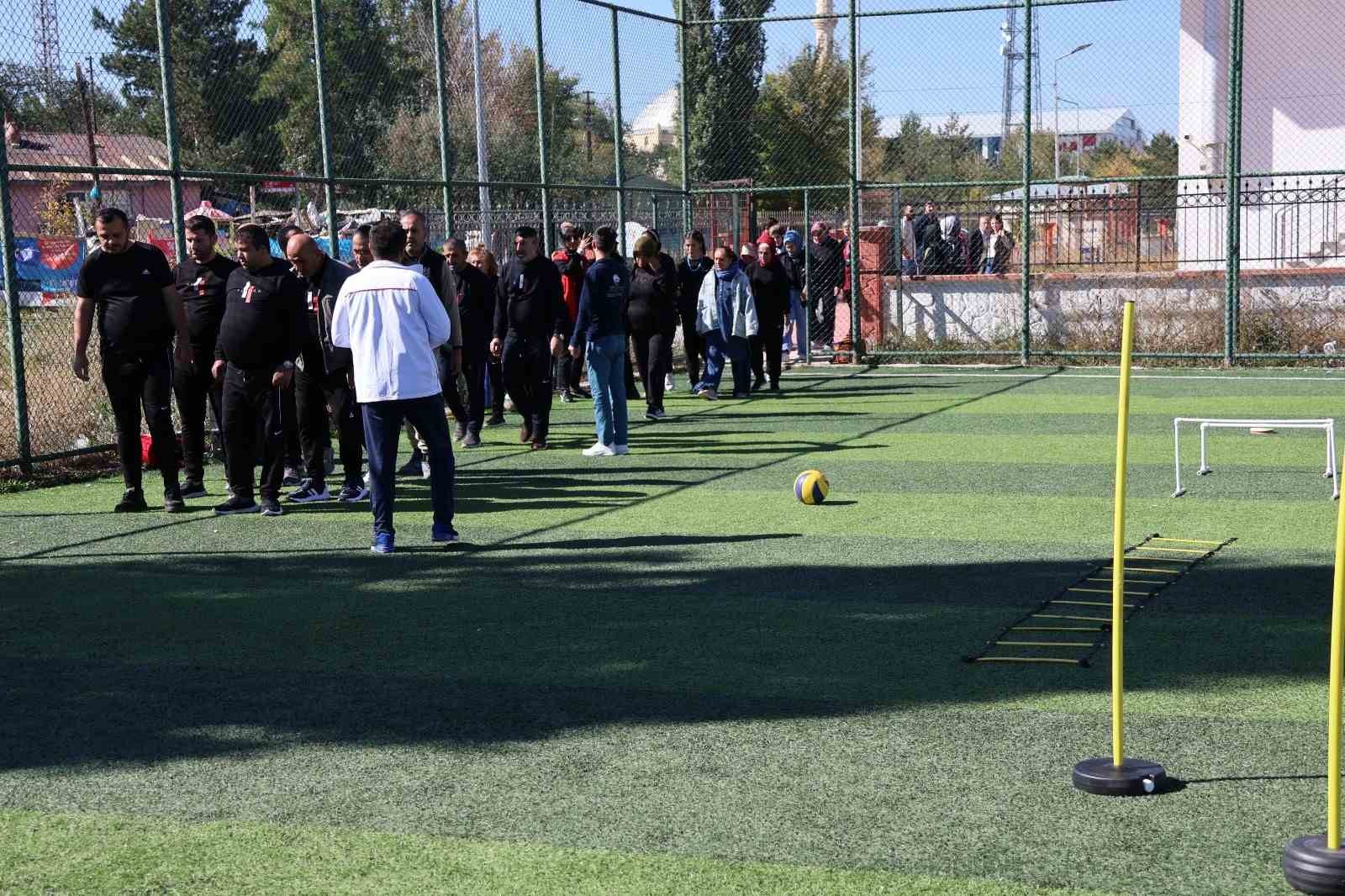 Erzurum’da “Gönüllük masalı” projesi
