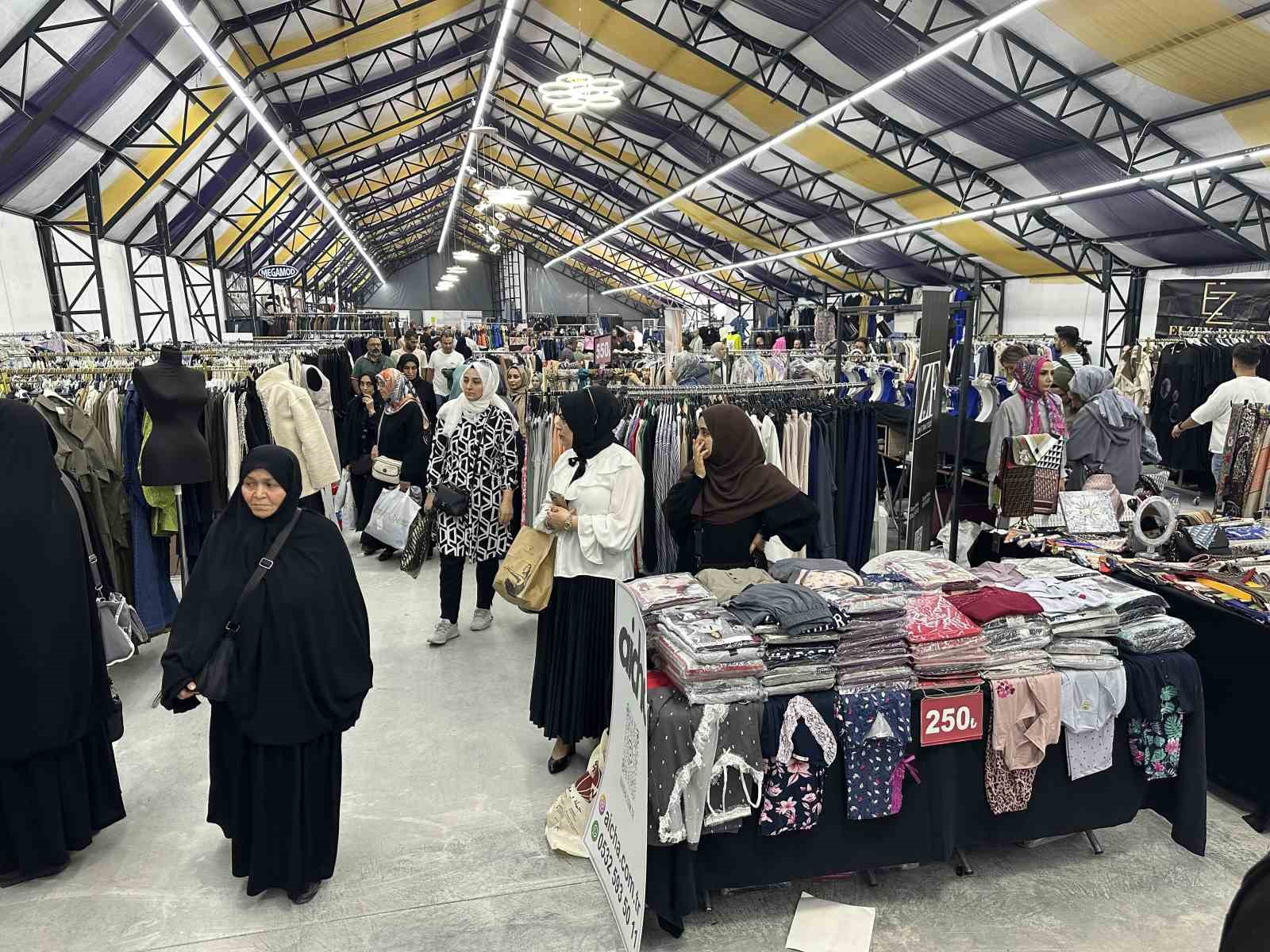 Girişimci kadınlar, ‘Zyfest Alışveriş ve Moda Festivali’nde buluştu
