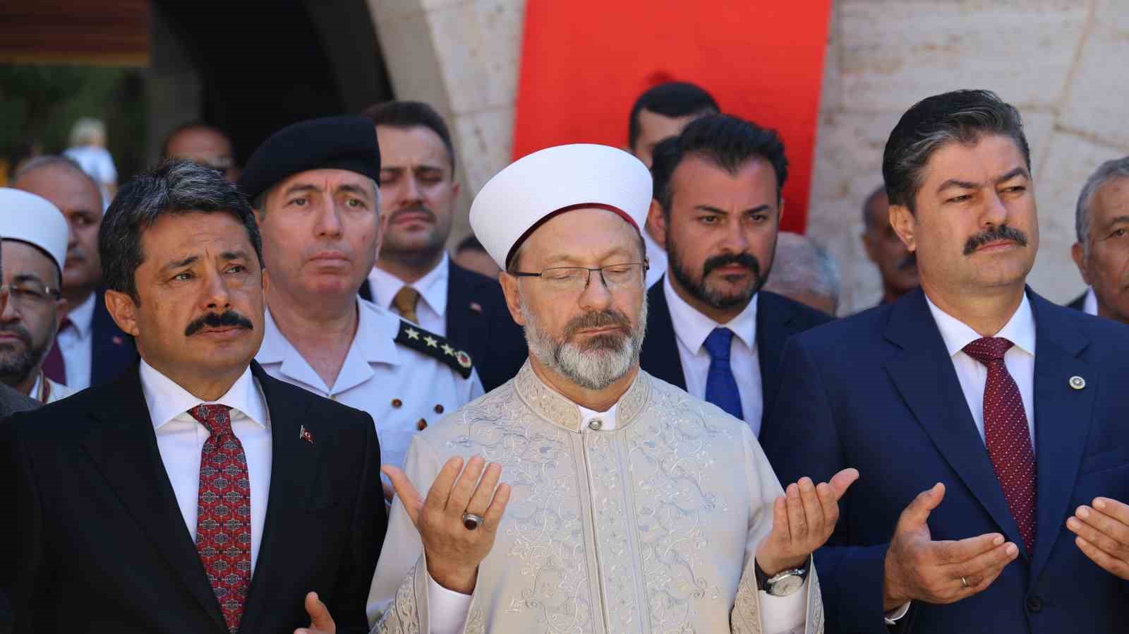 Diyanet İşleri Başkanı Erbaş: "Kur’an-ı Kerim’de 255 ayette yardımlaşma geçer"
