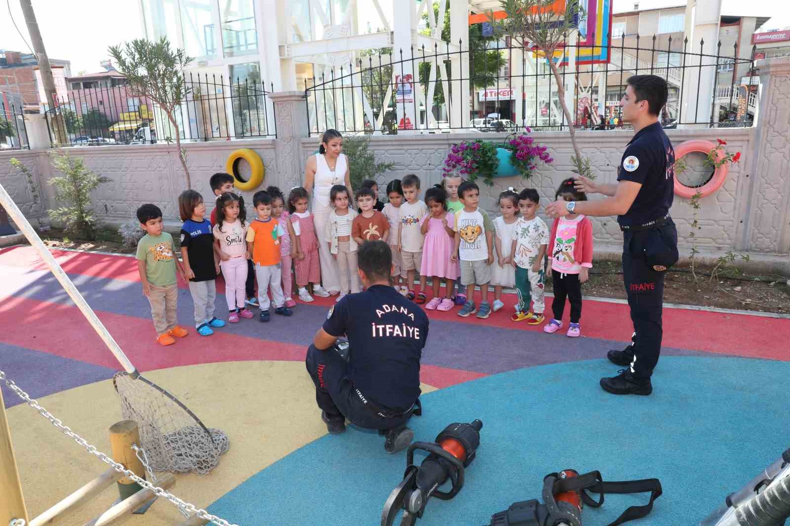 Kreş çocuklarına yangın eğitimi verildi
