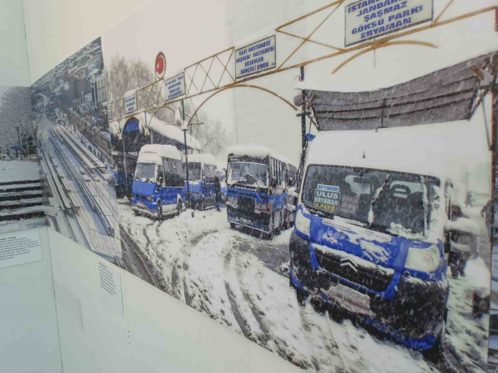 Başhekim Uğur Yıldız’ın gözünden "Beyaz Ankara" sergisi
