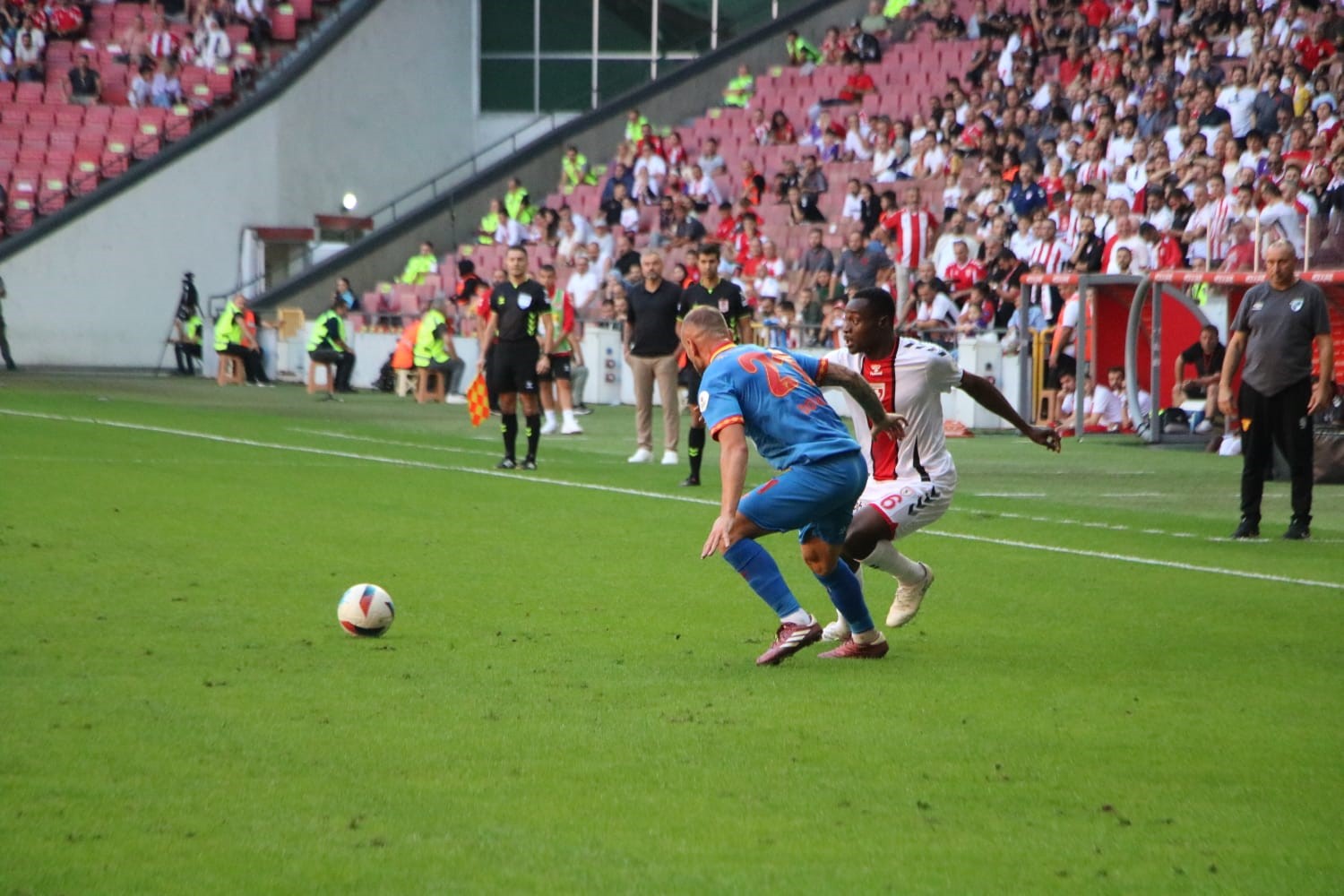 Trendyol Süper Lig: Samsunspor: 0 - Göztepe: 1 (Maç devam ediyor)
