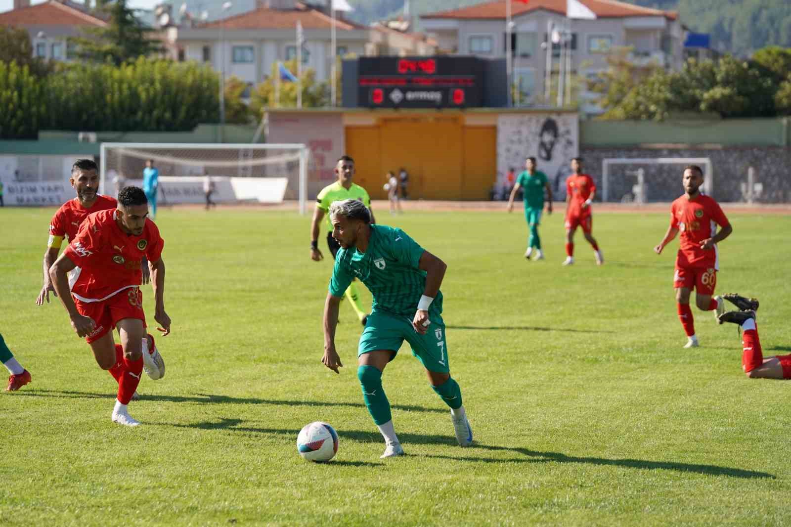 TFF 3. Lig: Muğlaspor: 0 - Etimesgut Belediyespor: 0
