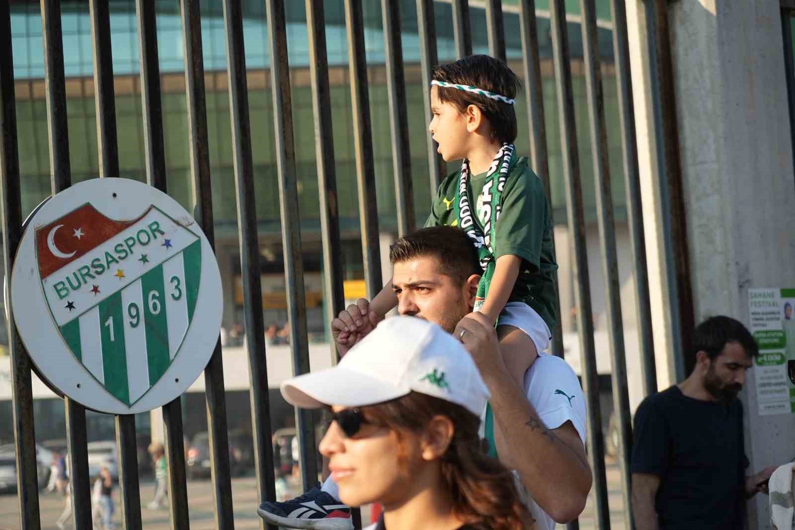 Bursaspor taraftarlarından, Muş Spor Kulübü maçına yoğun ilgi