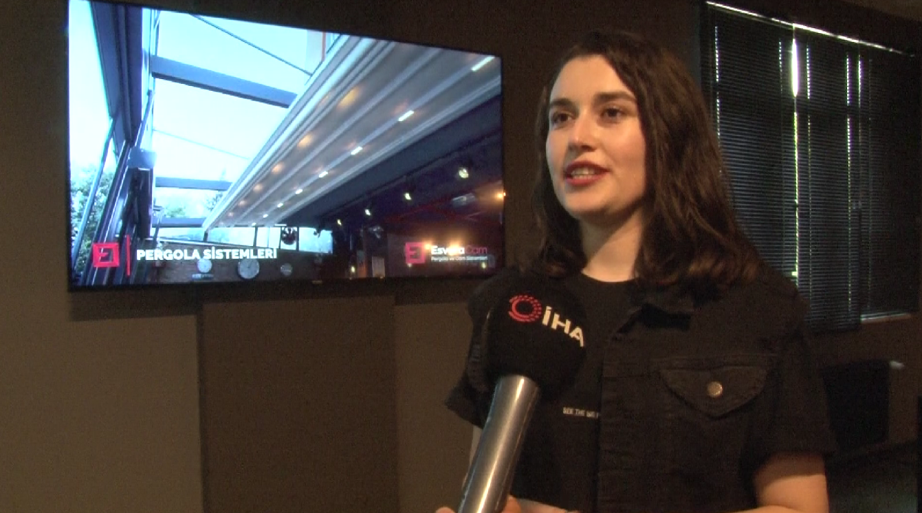 T&uuml;rkiye&rsquo;nin 81 ilinde kullanılan cam balkon ve g&ouml;lgelendirme sistemlerini &uuml;retmek i&ccedil;in &ouml;zenle &ccedil;alışıyorlar
