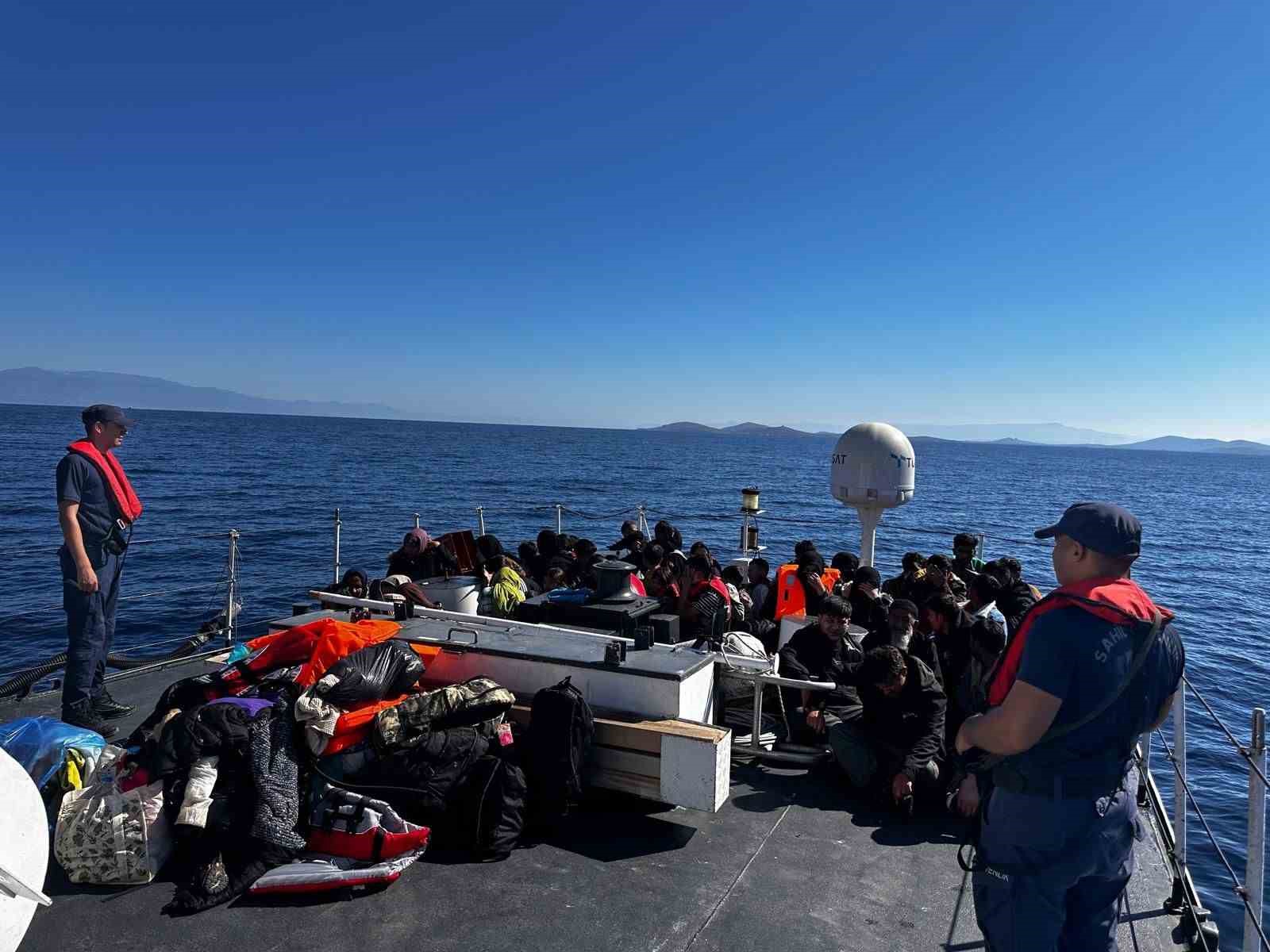 Ayvalık&rsquo;ta 33&rsquo;&uuml; &ccedil;ocuk 44 g&ouml;&ccedil;men Sahil G&uuml;venlik&rsquo;ten ka&ccedil;amadı
