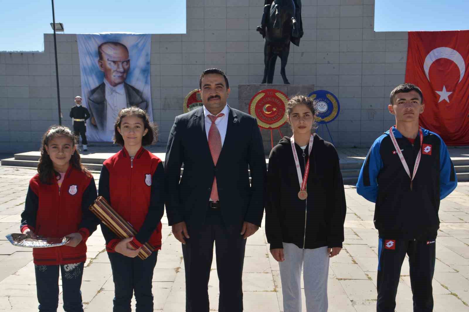 Sarıkamış’ın düşman işgalinden kurtuluşunun 104. yıl dönümü kutlandı
