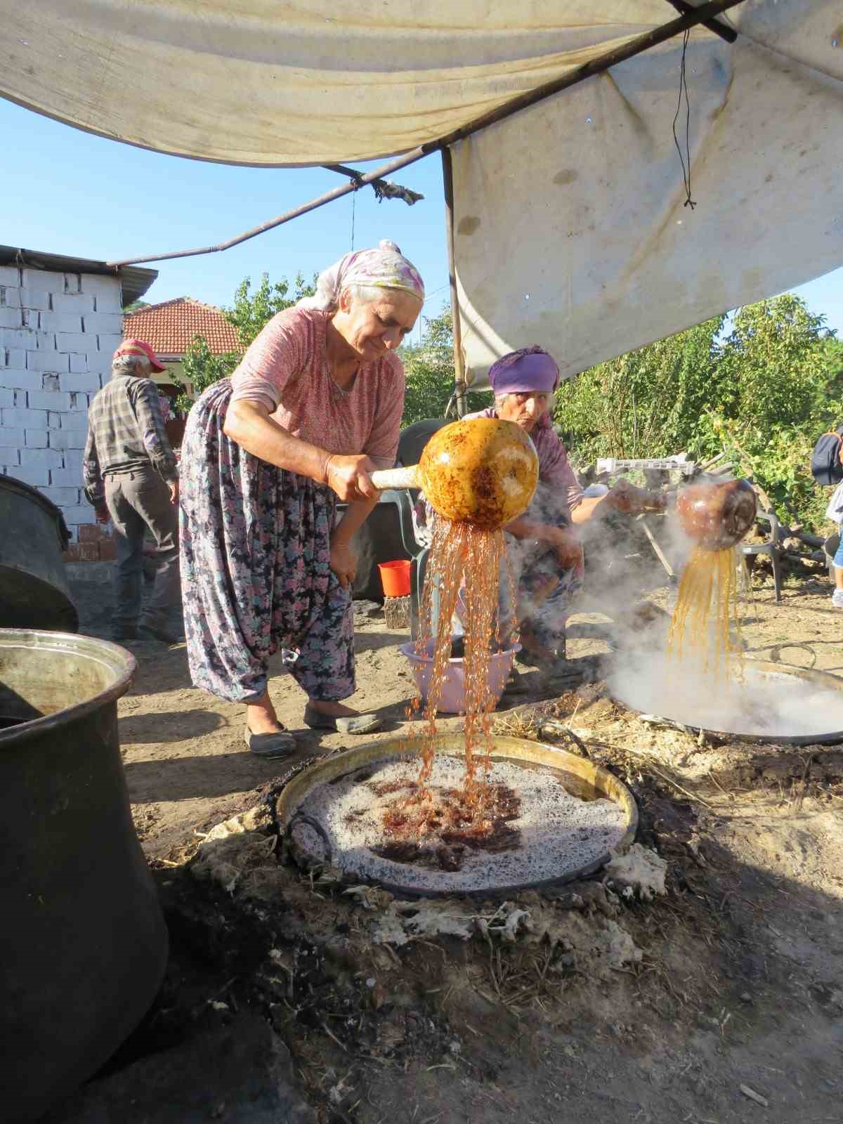 Aydın’da pekmez ocakları tütmeye başladı
