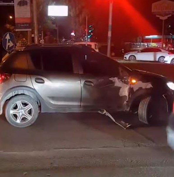 Elazığ’da otomobil ile motosiklet  çarpıştı: 1 yaralı