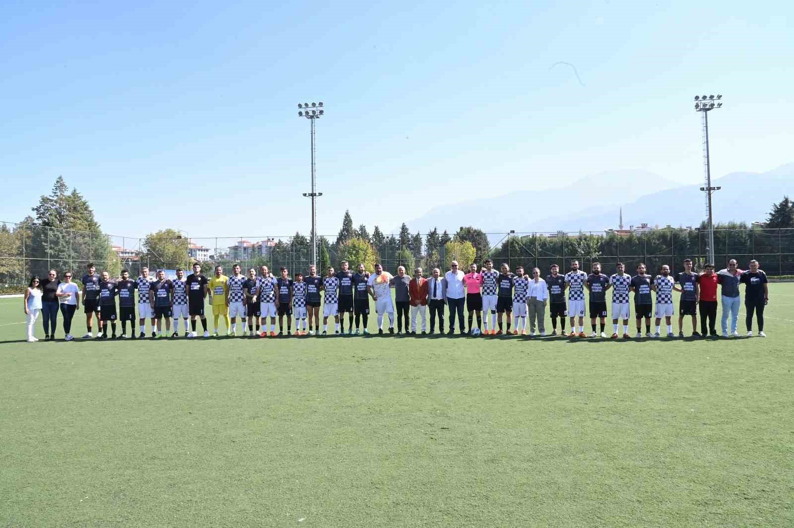 Manisa’da “Sporda engel yoktur” sloganıyla farkındalık maçı
