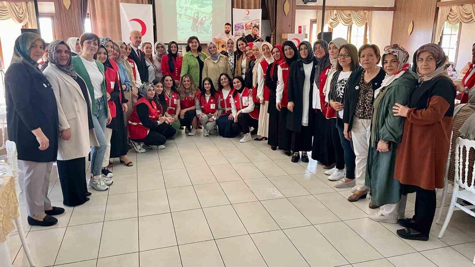 Kadınlardan "Merhamet Buluşması" ve "Çullu Börek" tanıtımı
