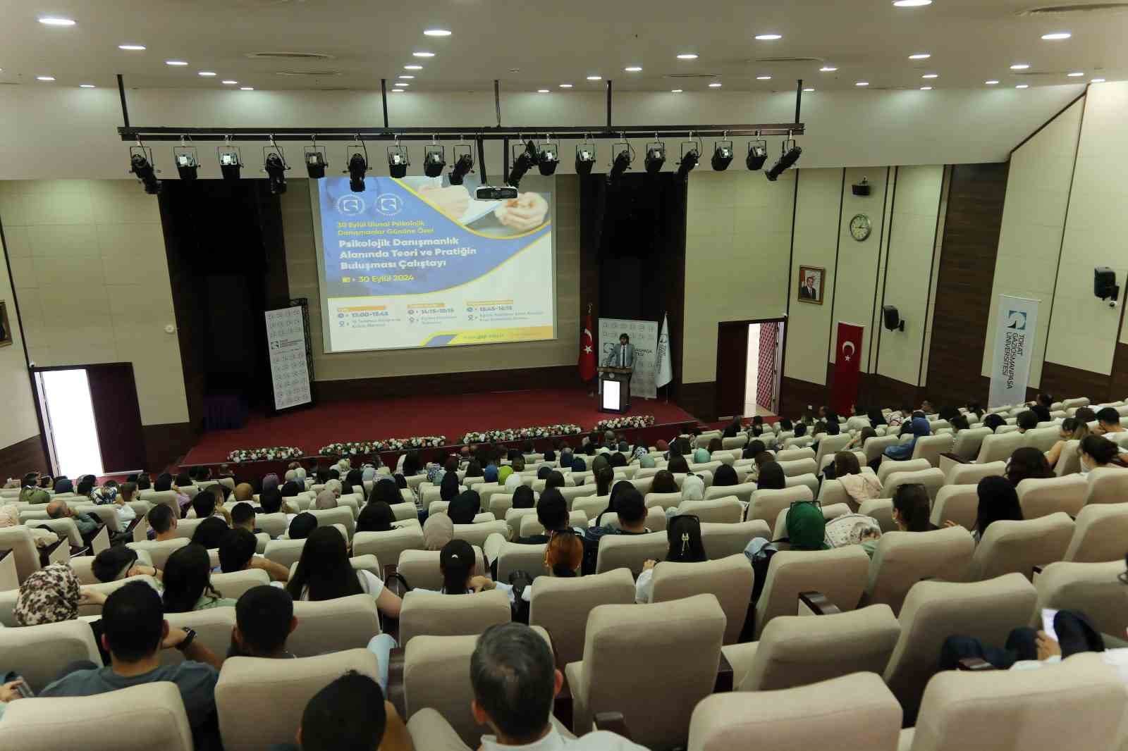 TOGÜ’de psikolojik danışmanlıkta teori ve pratiği birleştiren çalıştay gerçekleştirildi
