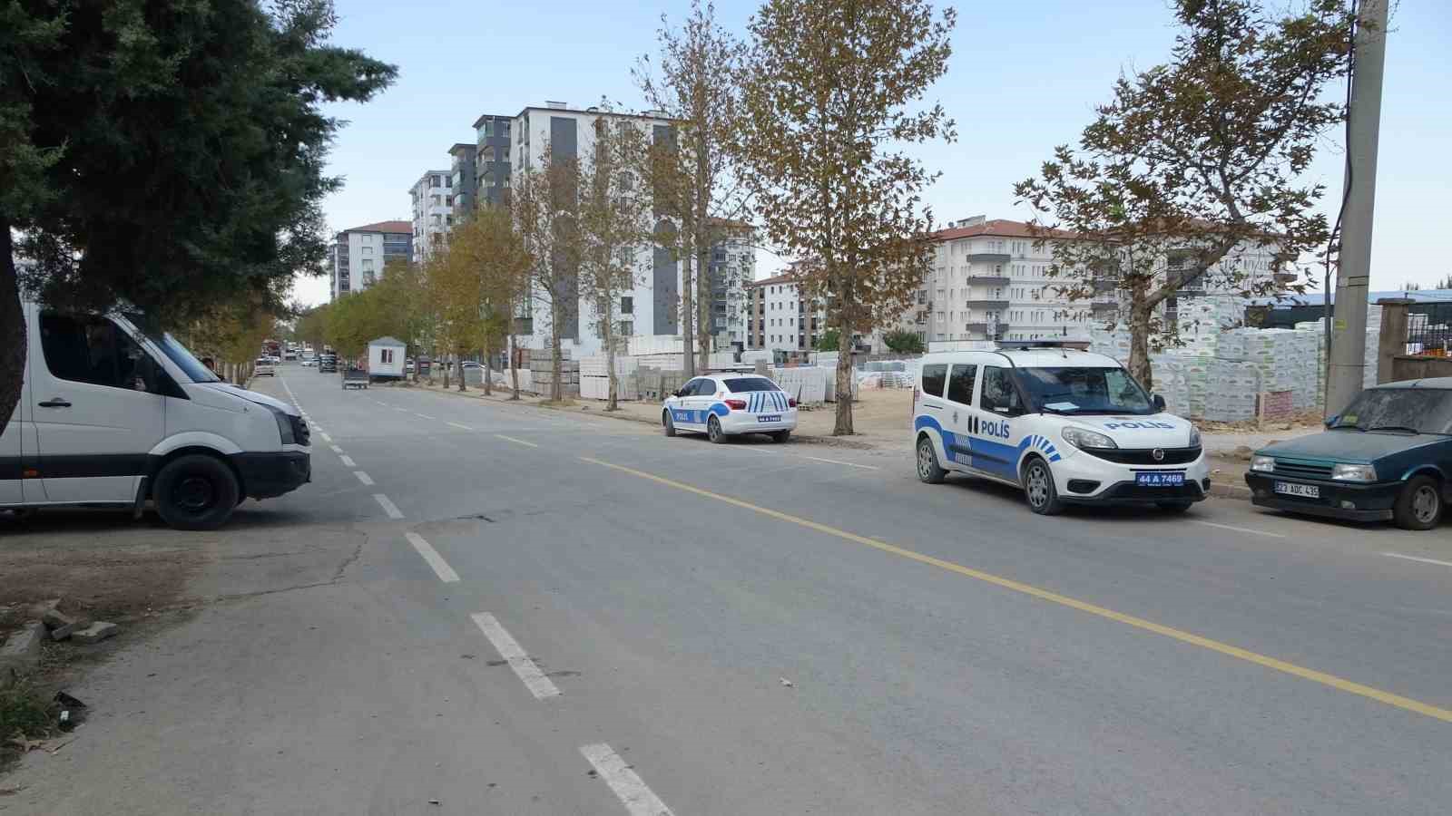 İşçilerin kavgasına polis müdahale etti
