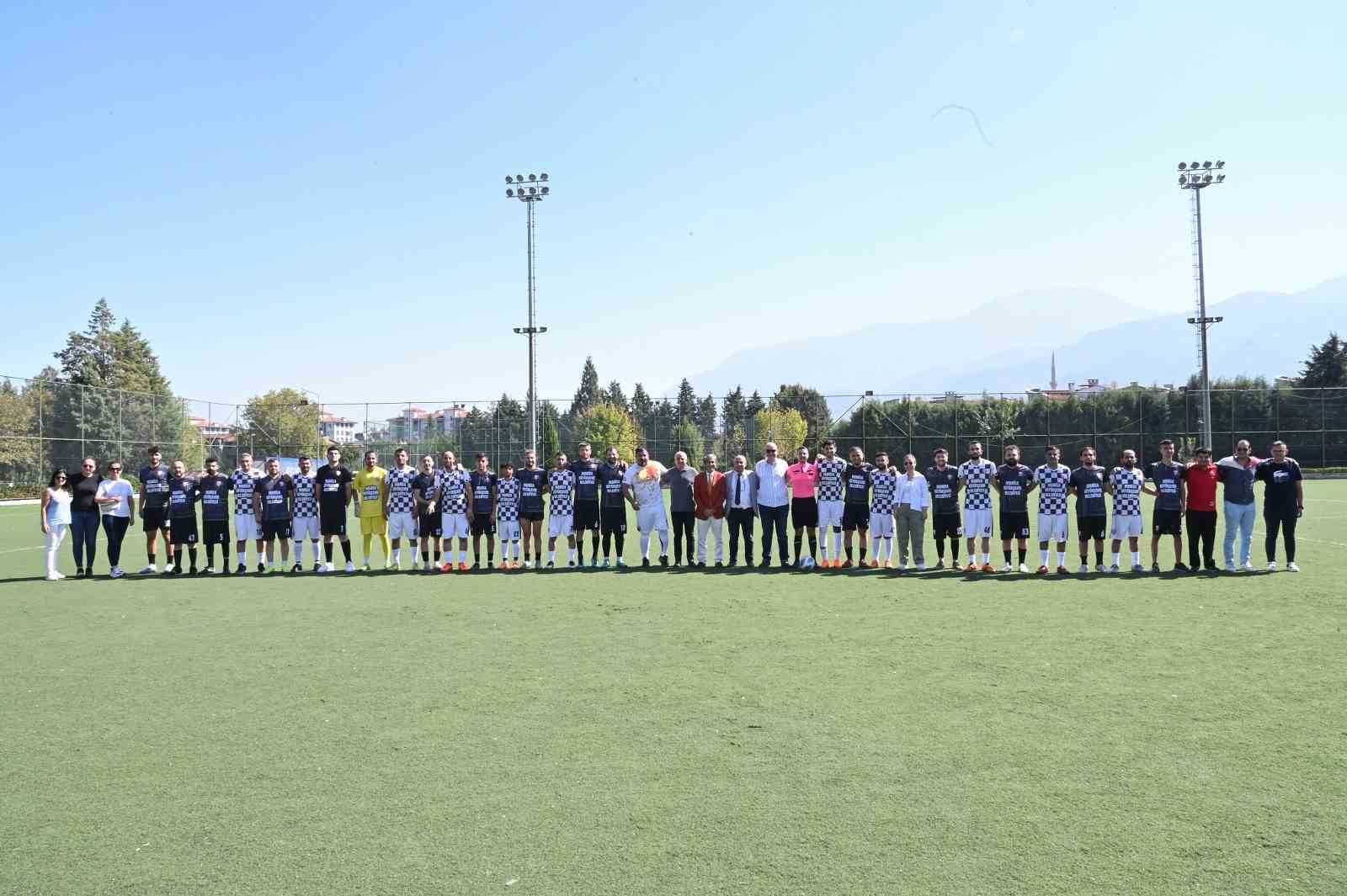Manisa&rsquo;da &ldquo;Sporda engel yoktur&rdquo; sloganıyla farkındalık ma&ccedil;ı
