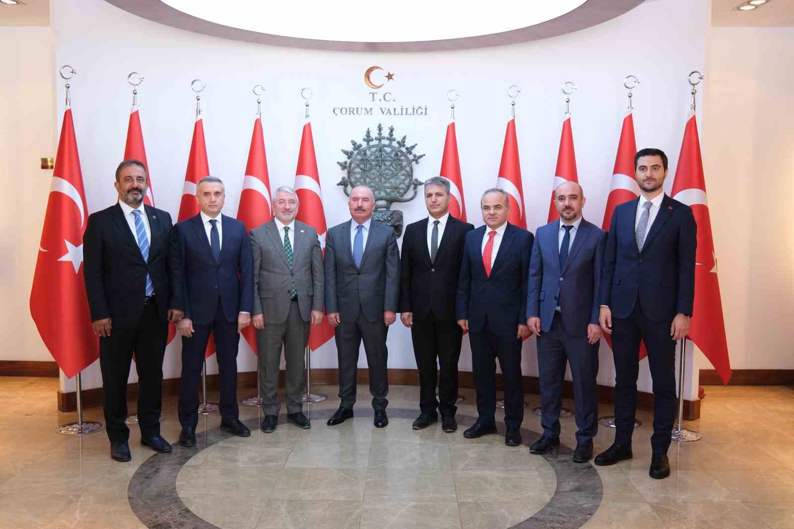 Vali Çalgan’a ilk ziyaret Başkan Aşgın’dan